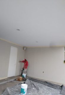 habitación en donde un pintor de casas trabaja